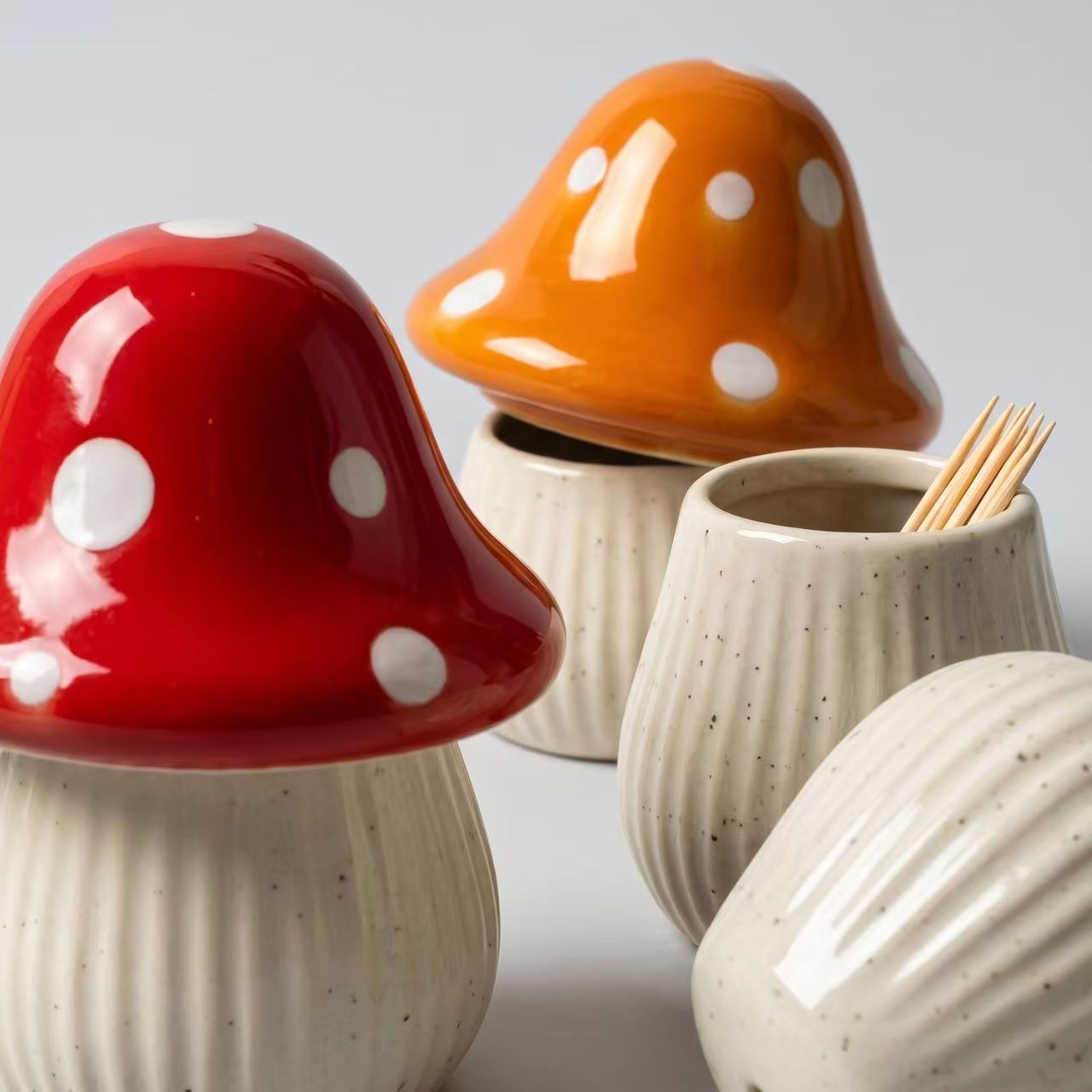 Cartoon Mushroom Ceramic Stora - Food Storage For Room ulasan dan harga